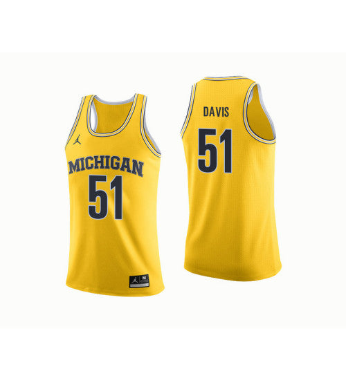 Michigan Wolverines 51 Austin Davis College Basketball Jersey Yellow 9082 retro stitched fan jersey RTJ3567 image 1