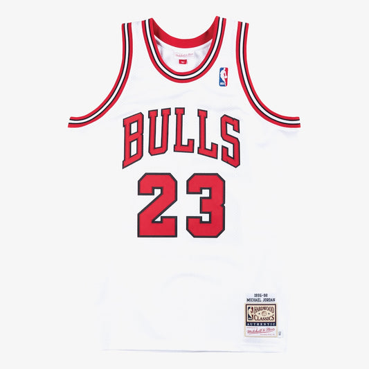 Chicago Bulls Home Michael Jordan 1995-96 Mitchell & Ness Home Jersey product image